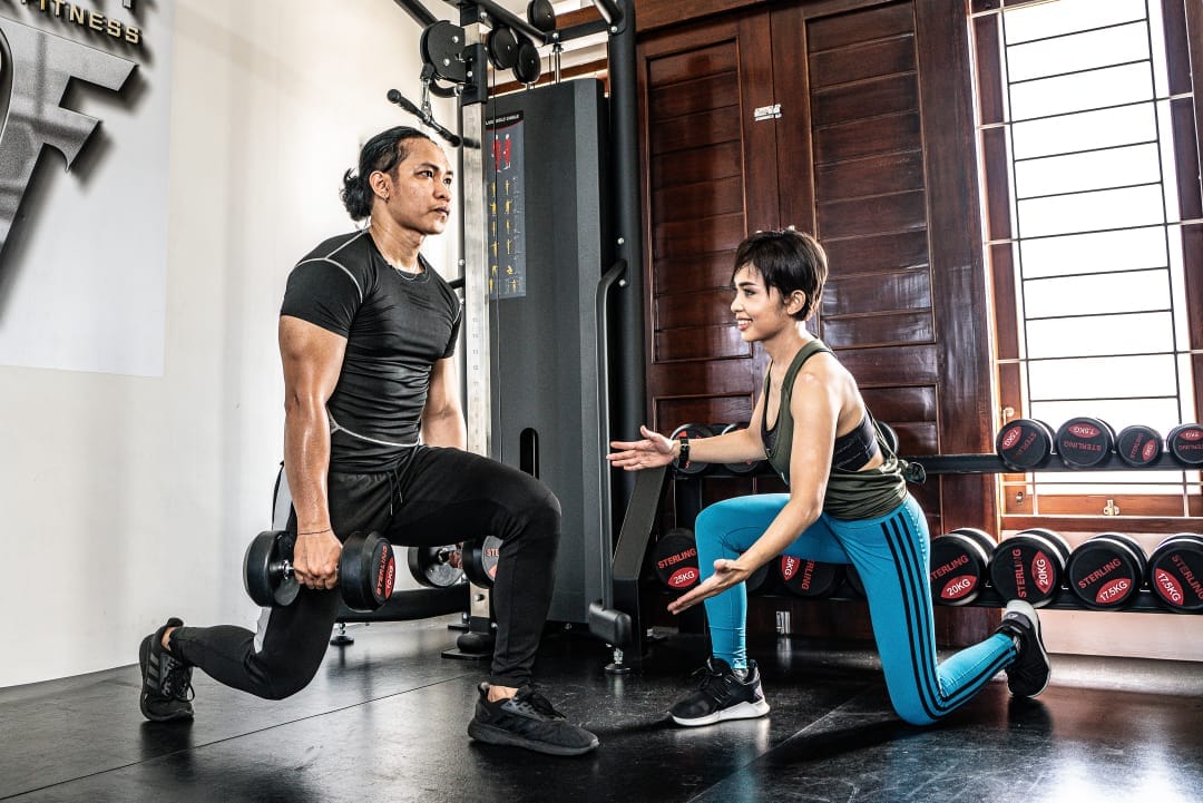 Area cardio dengan treadmill
